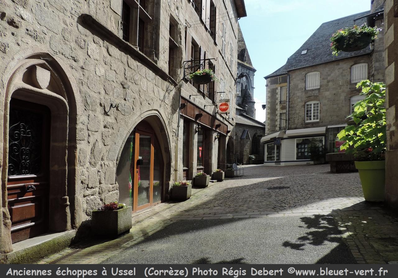 Anciennes échoppes de 1647 à Ussel