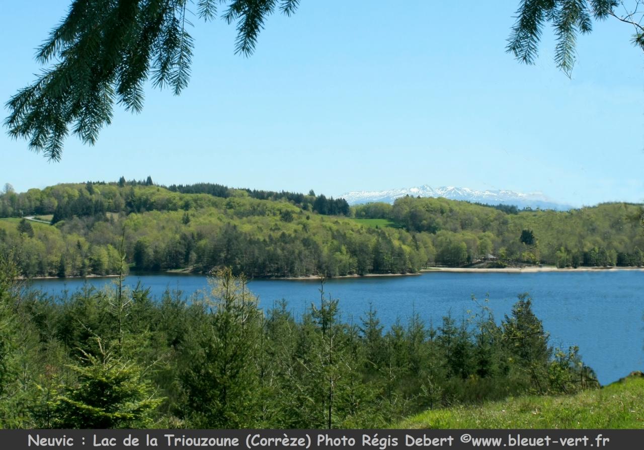 Lac de la Triouzoune à Neuvic